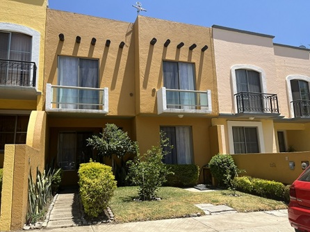 Casa en fraccionamiento con alberca – Xochitepec