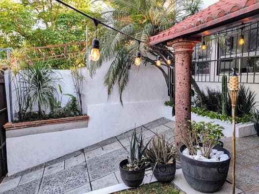 Casa con alberca en condominio - Cuernavaca - Imagen 2